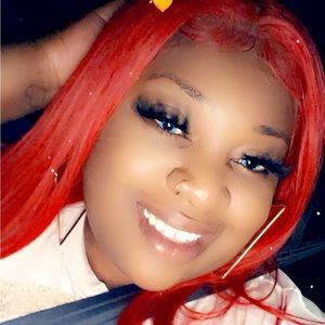 Meet your Posher, Aisha